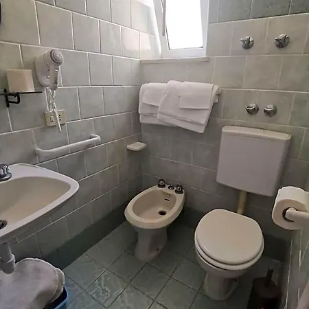 Olivia - Nel Con Piscine E Vista Mare 4* Ischia
